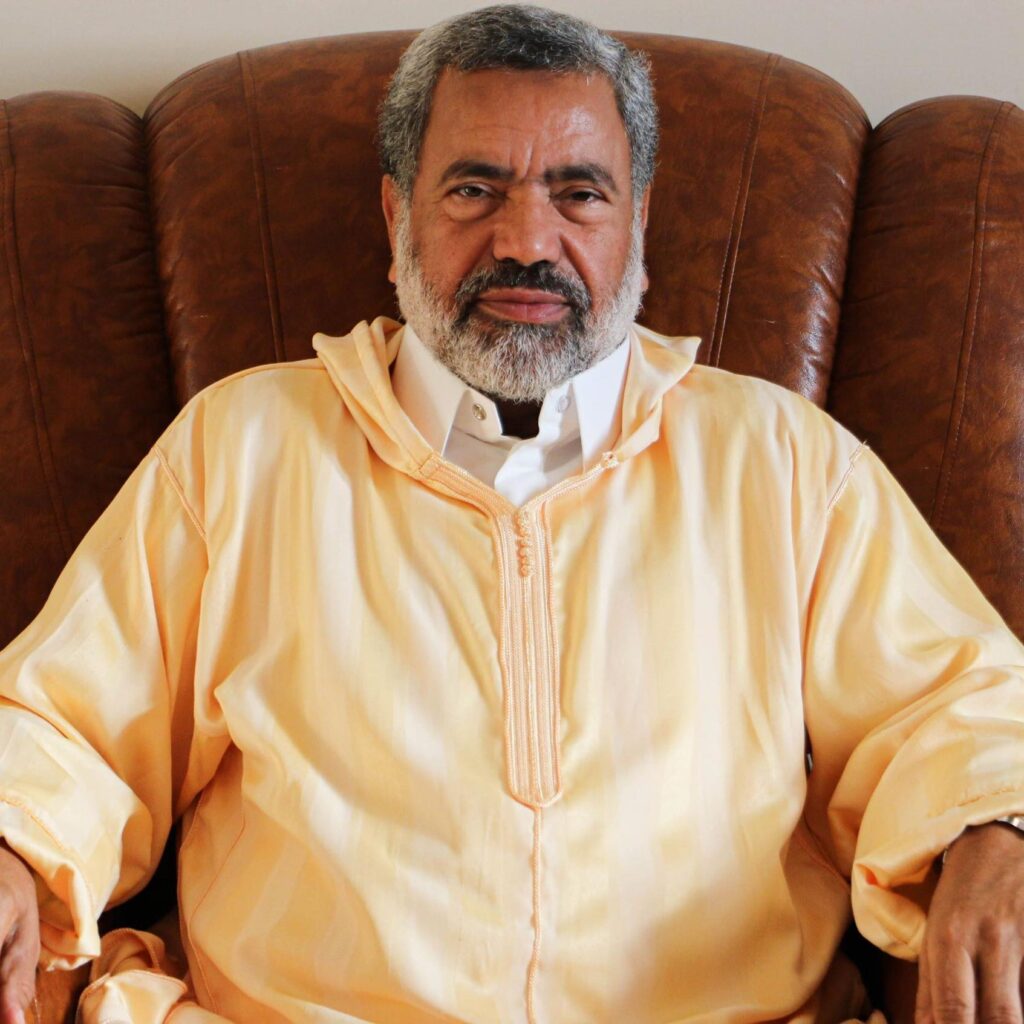 الأستاذ الدكتور عبد العزيز دخان